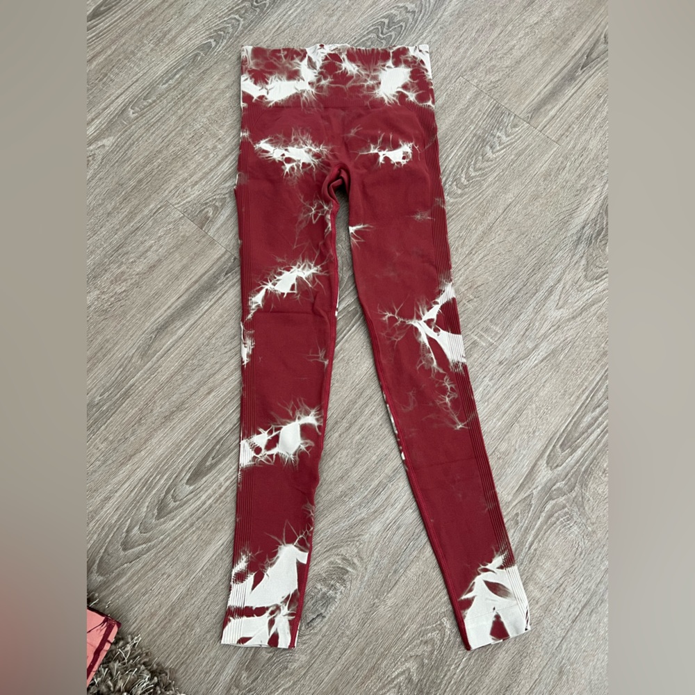 SHEIN tye dye leggings